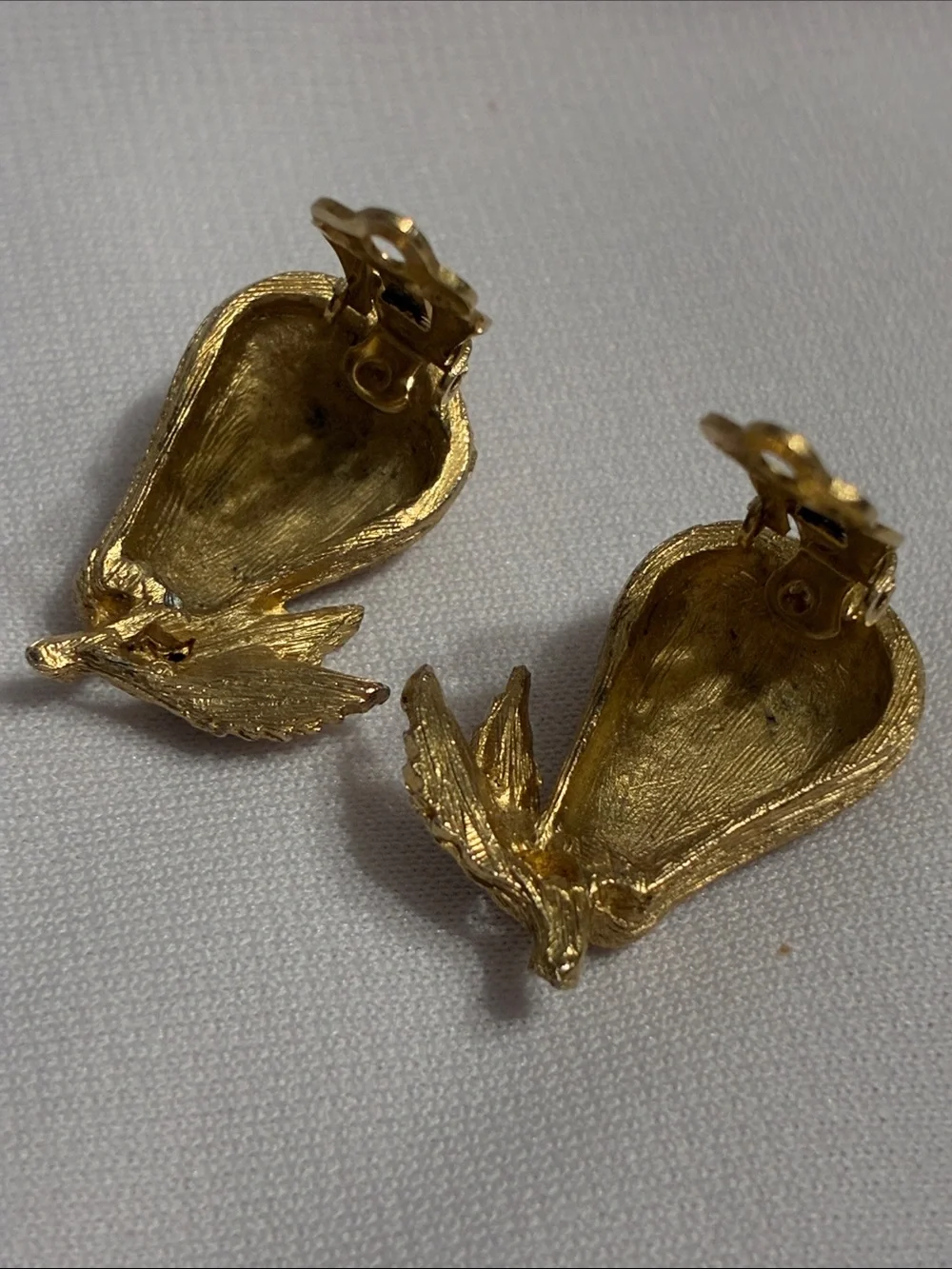 Vintage Brushed Gold Tone Pear-Shaped Clip-On Earrings